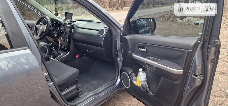 Позашляховик / Кросовер Suzuki Grand Vitara 2006 в Києві