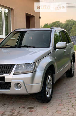 Позашляховик / Кросовер Suzuki Grand Vitara 2006 в Тячеві