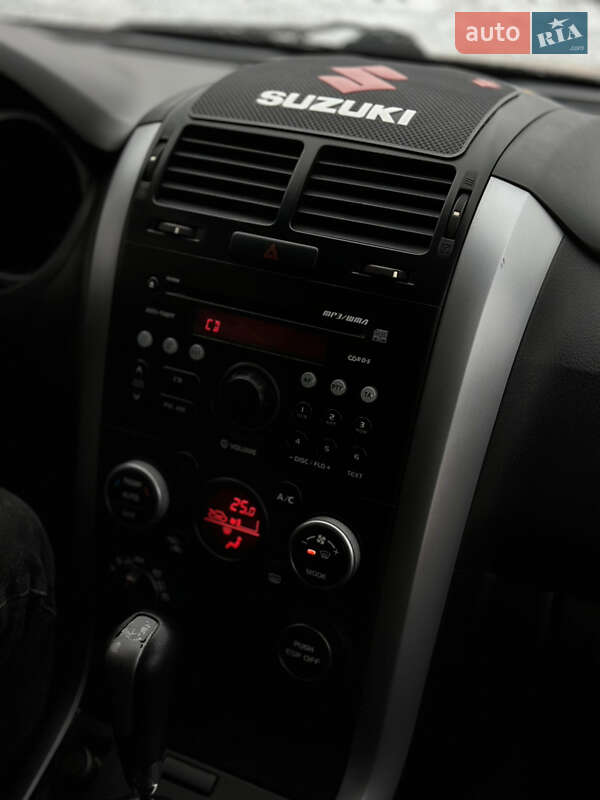 Внедорожник / Кроссовер Suzuki Grand Vitara 2008 в Киеве