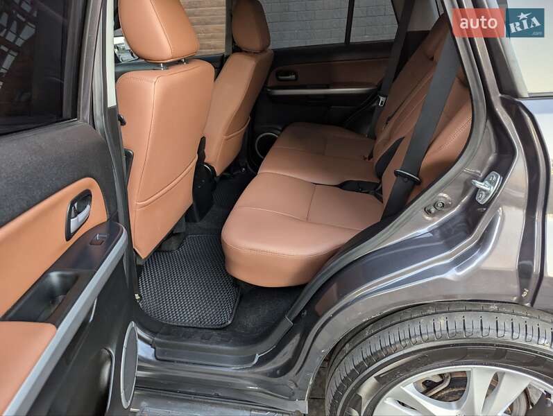 Позашляховик / Кросовер Suzuki Grand Vitara 2008 в Івано-Франківську