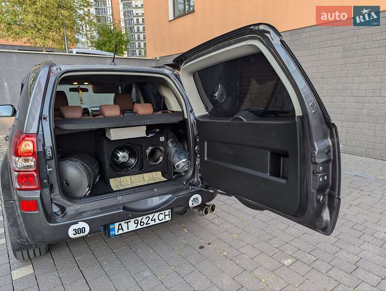 Позашляховик / Кросовер Suzuki Grand Vitara 2008 в Івано-Франківську