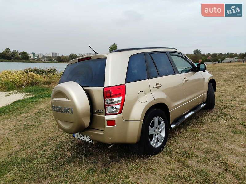 Позашляховик / Кросовер Suzuki Grand Vitara 2006 в Фастові