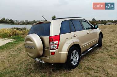 Внедорожник / Кроссовер Suzuki Grand Vitara 2006 в 