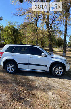 Позашляховик / Кросовер Suzuki Grand Vitara 2010 в Валках