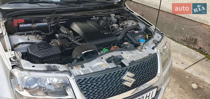 Внедорожник / Кроссовер Suzuki Grand Vitara 2011 в Ивано-Франковске