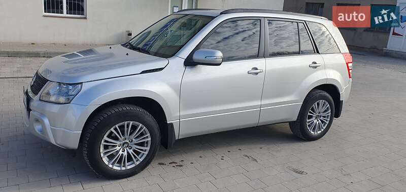 Внедорожник / Кроссовер Suzuki Grand Vitara 2011 в Ивано-Франковске