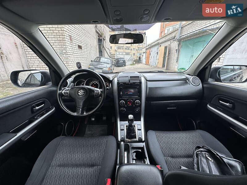 Внедорожник / Кроссовер Suzuki Grand Vitara 2014 в Николаеве