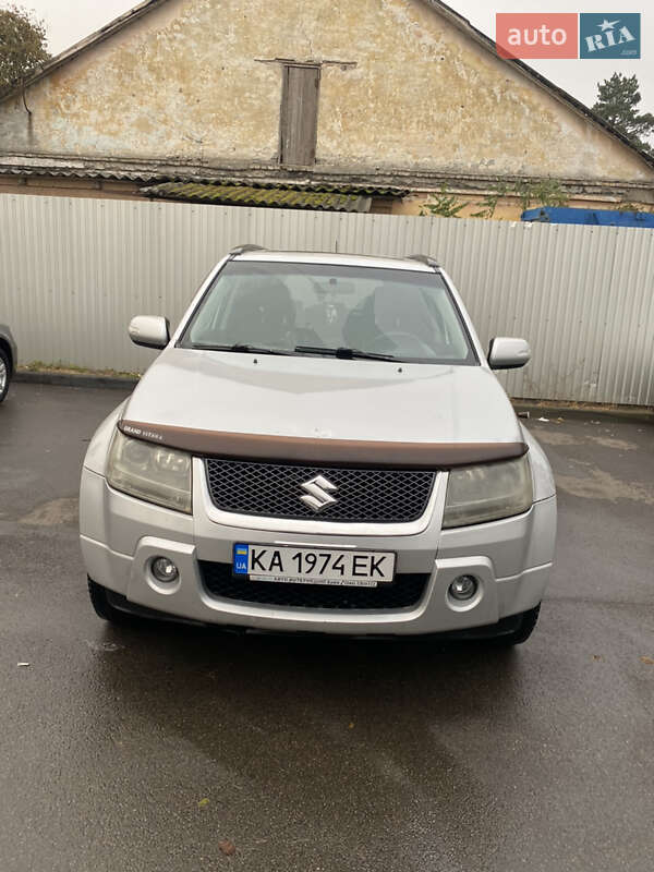 Внедорожник / Кроссовер Suzuki Grand Vitara 2008 в Киеве