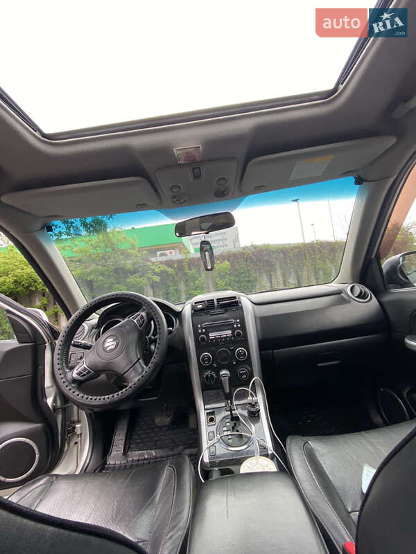 Внедорожник / Кроссовер Suzuki Grand Vitara 2008 в Киеве