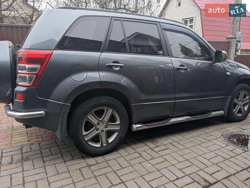 Позашляховик / Кросовер Suzuki Grand Vitara 2006 в Бучі