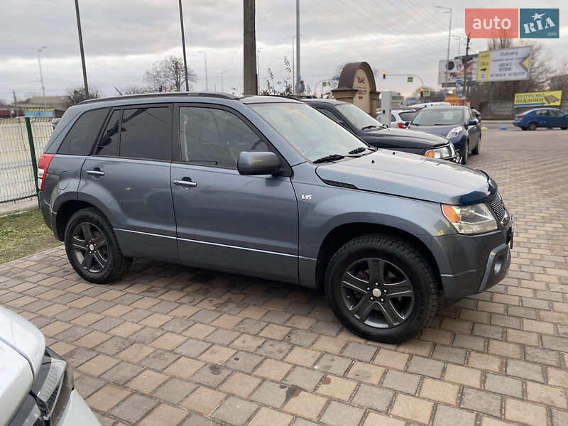 Внедорожник / Кроссовер Suzuki Grand Vitara 2008 в Киеве