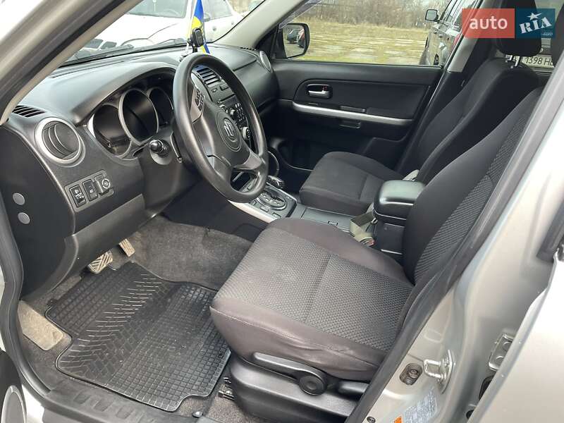 Внедорожник / Кроссовер Suzuki Grand Vitara 2008 в Ружине фото 4 Внедорожник / Кроссовер Suzuki Grand Vitara 2008 в Ружине