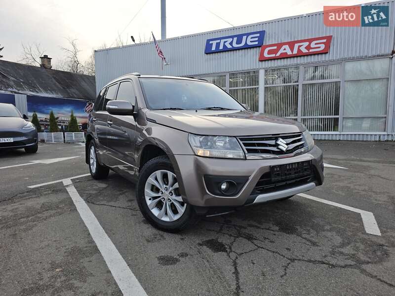 Позашляховик / Кросовер Suzuki Grand Vitara 2013 в Києві