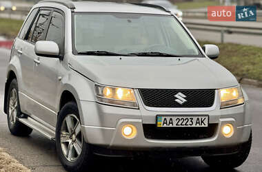 Позашляховик / Кросовер Suzuki Grand Vitara 2007 в Києві