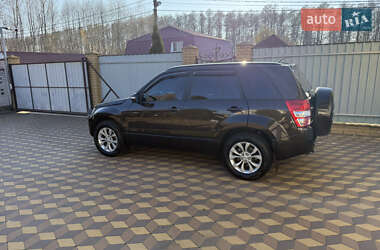 Позашляховик / Кросовер Suzuki Grand Vitara 2013 в Києві