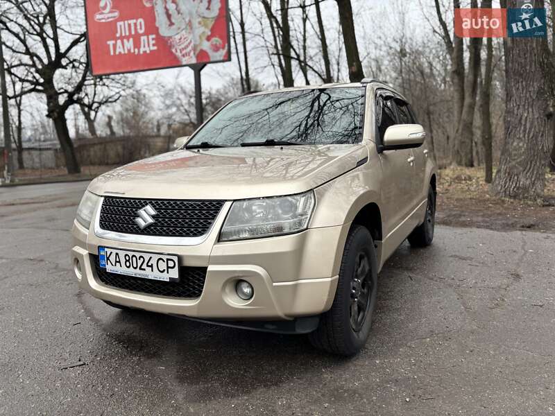 Внедорожник / Кроссовер Suzuki Grand Vitara 2009 в Киеве