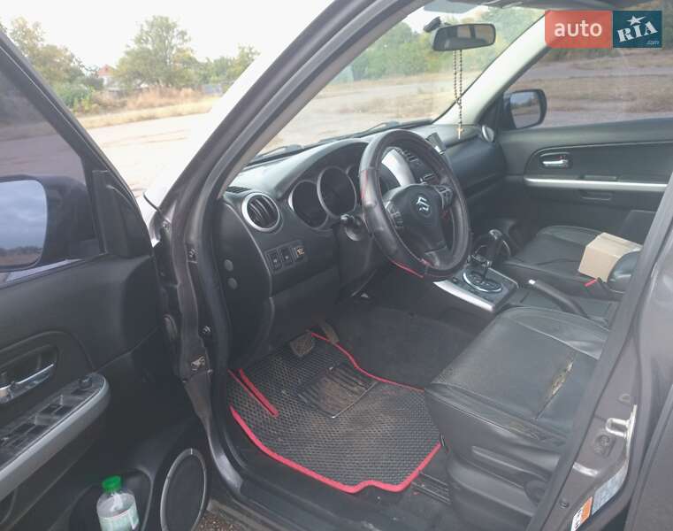 Внедорожник / Кроссовер Suzuki Grand Vitara 2008 в Карловке