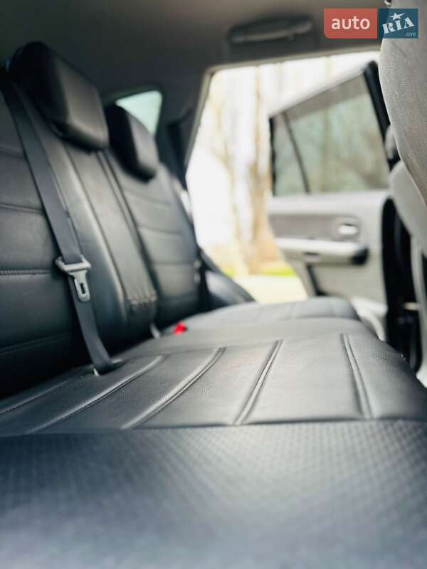 Внедорожник / Кроссовер Suzuki Grand Vitara 2010 в Одессе