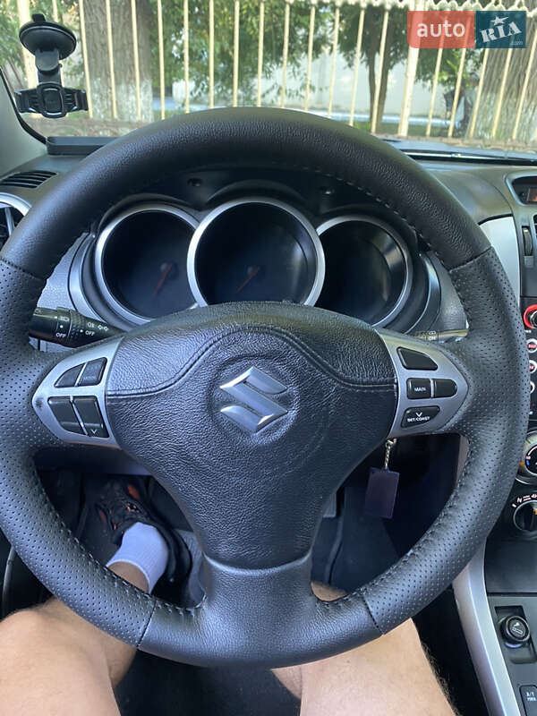 Внедорожник / Кроссовер Suzuki Grand Vitara 2006 в Одессе