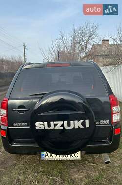 Позашляховик / Кросовер Suzuki Grand Vitara 2006 в Ізюмі