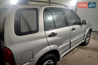 Позашляховик / Кросовер Suzuki Grand Vitara 2003 в 