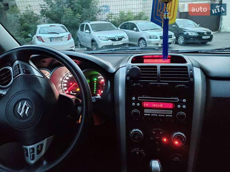 Внедорожник / Кроссовер Suzuki Grand Vitara 2008 в Киеве
