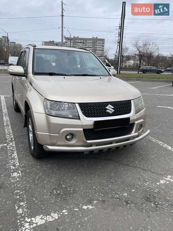 Позашляховик / Кросовер Suzuki Grand Vitara 2008 в Києві