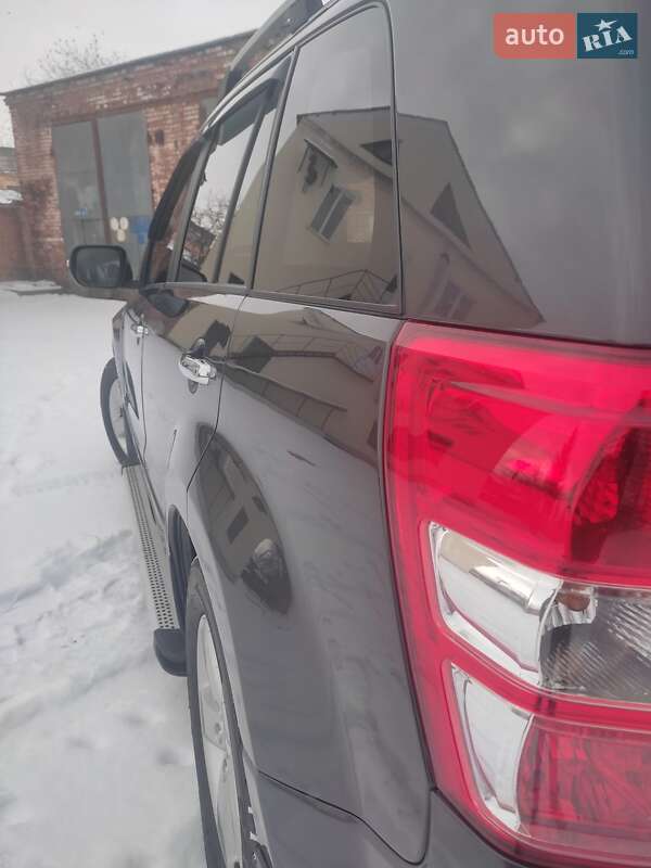 Внедорожник / Кроссовер Suzuki Grand Vitara 2010 в Конотопе