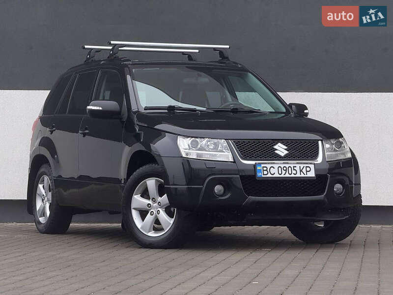 Позашляховик / Кросовер Suzuki Grand Vitara 2010 в 
