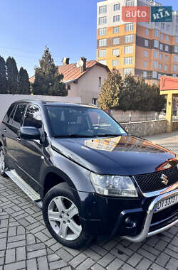 Позашляховик / Кросовер Suzuki Grand Vitara 2006 в Чернівцях