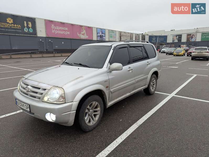 Внедорожник / Кроссовер Suzuki Grand Vitara 2004 в Буче