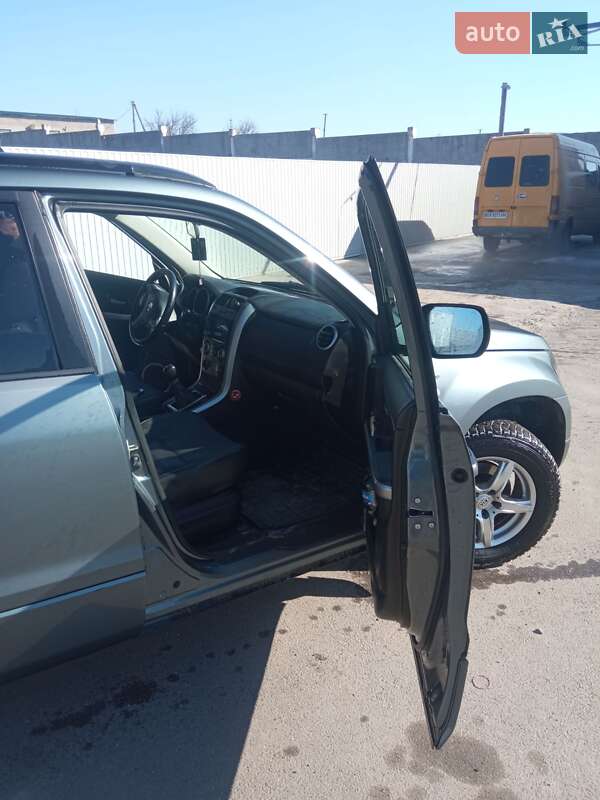 Внедорожник / Кроссовер Suzuki Grand Vitara 2006 в Хмельницком