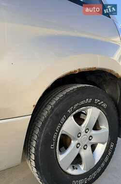 Внедорожник / Кроссовер Suzuki Grand Vitara 2010 в 