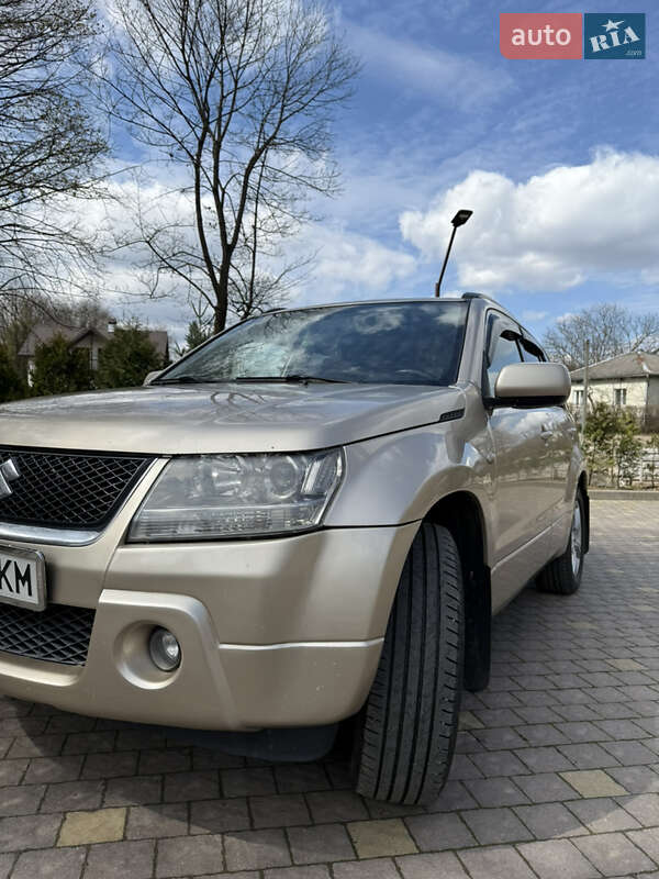 Позашляховик / Кросовер Suzuki Grand Vitara 2007 в Долині