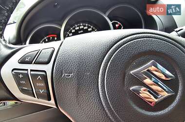 Внедорожник / Кроссовер Suzuki Grand Vitara 2013 в 