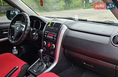 Позашляховик / Кросовер Suzuki Grand Vitara 2010 в 