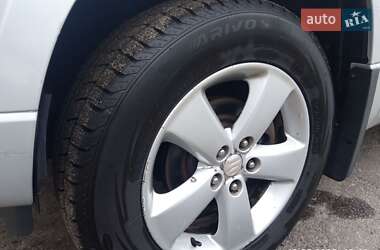 Внедорожник / Кроссовер Suzuki Grand Vitara 2009 в 