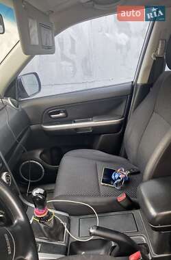 Позашляховик / Кросовер Suzuki Grand Vitara 2006 в 