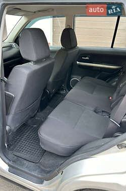 Позашляховик / Кросовер Suzuki Grand Vitara 2009 в 