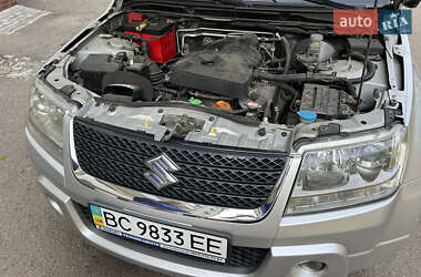 Позашляховик / Кросовер Suzuki Grand Vitara 2009 в 