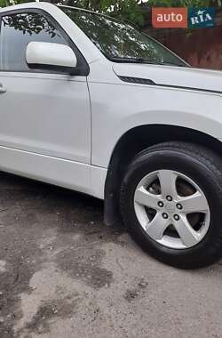 Внедорожник / Кроссовер Suzuki Grand Vitara 2011 в Кривом Роге
