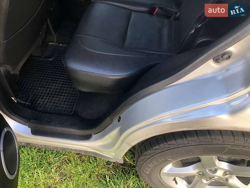 Позашляховик / Кросовер Suzuki Grand Vitara 2008 в Житомирі