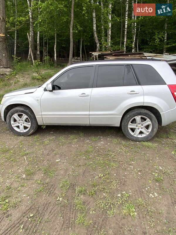 Внедорожник / Кроссовер Suzuki Grand Vitara 2005 в Львове фото 6 Внедорожник / Кроссовер Suzuki Grand Vitara 2005 в Львове
