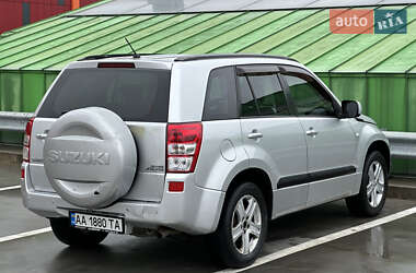 Позашляховик / Кросовер Suzuki Grand Vitara 2008 в 