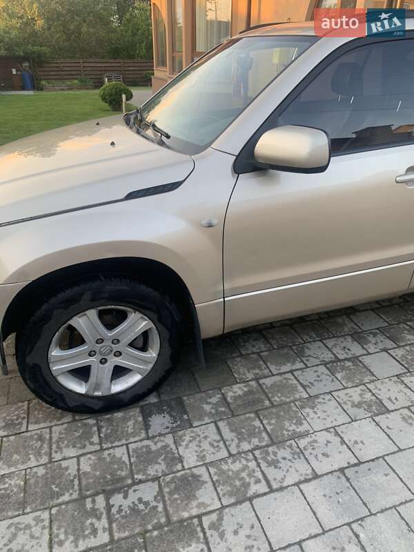 Внедорожник / Кроссовер Suzuki Grand Vitara 2007 в Житомире
