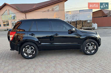 Позашляховик / Кросовер Suzuki Grand Vitara 2009 в 