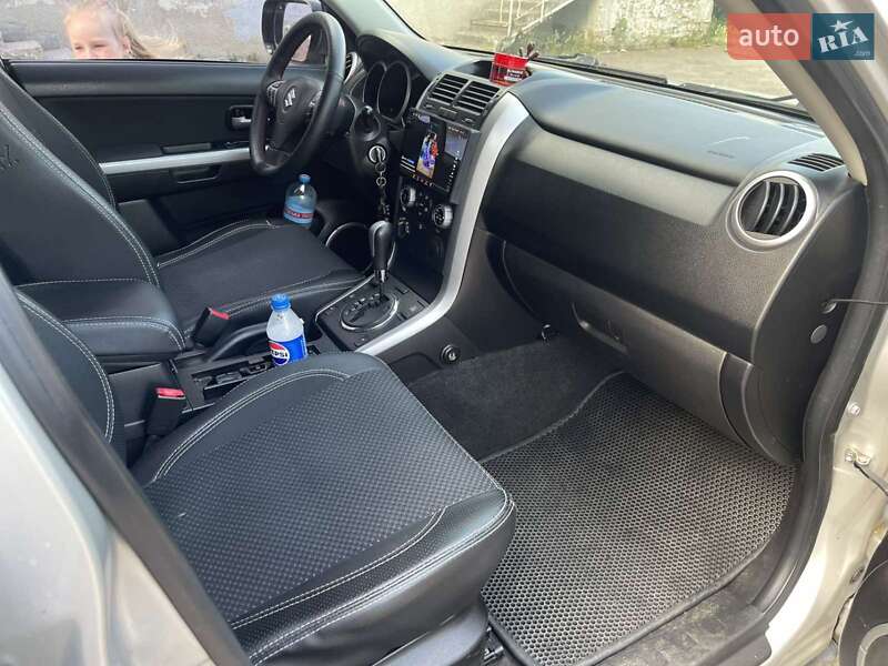 Внедорожник / Кроссовер Suzuki Grand Vitara 2007 в Киеве