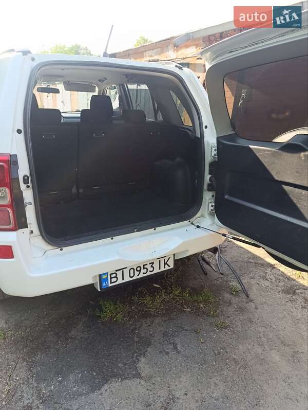 Внедорожник / Кроссовер Suzuki Grand Vitara 2008 в Лубнах фото 7 Внедорожник / Кроссовер Suzuki Grand Vitara 2008 в Лубнах