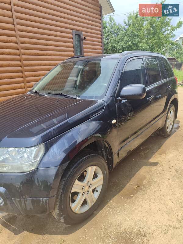 Позашляховик / Кросовер Suzuki Grand Vitara 2007 в Косові