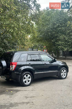 Позашляховик / Кросовер Suzuki Grand Vitara 2015 в 